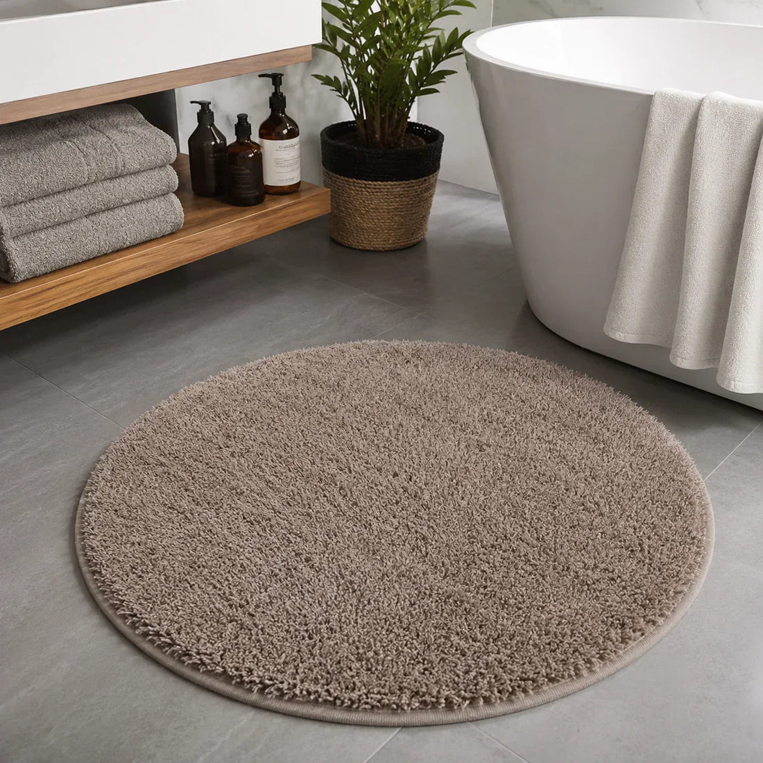 Guide complet du tapis de salle de bain rond : choix, avantages et conseils 2026
